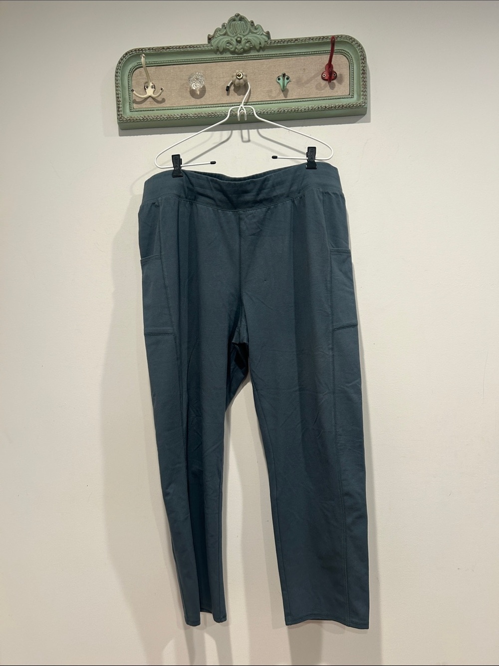 D&Co high-Rise Women's Ankle Leggings in Slate Blue plus size 1X with pockets